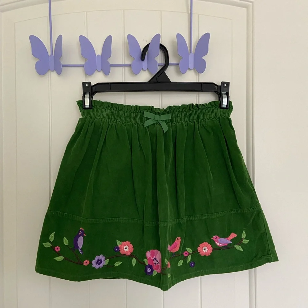 NWOT Gymboree girl’s green soft corduroy elastic waist embroidered floral skirt
